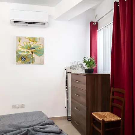 Modern 2br Stylish With 2 Balconies - Close To St Julian's & Sliema & Yacht Marina