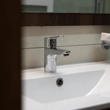 Appartamento Modern 2br Stylish With 2 Balconies - Close To St Julian's & Sliema & Yacht Marina Pietà