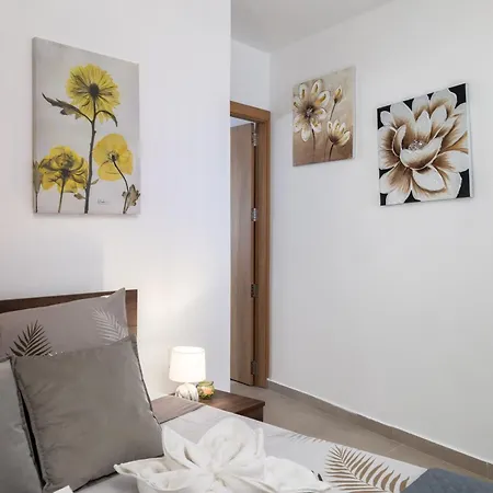 Modern 2br Stylish With 2 Balconies - Close To St Julian's & Sliema & Yacht Marina Appartamento *