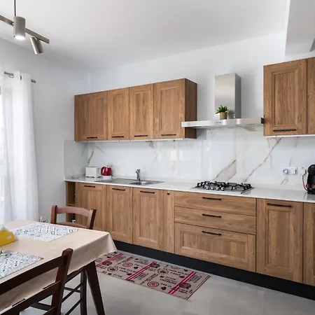 Modern 2br Stylish With 2 Balconies - Close To St Julian's & Sliema & Yacht Marina Apartamento