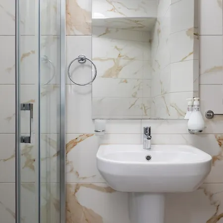 Modern 2br Stylish With 2 Balconies - Close To St Julian's & Sliema & Yacht Marina Appartamento *