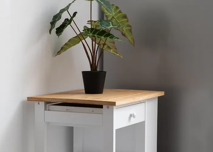 Modern 2br Stylish With 2 Balconies - Close To St Julian's & Sliema & Yacht Marina *